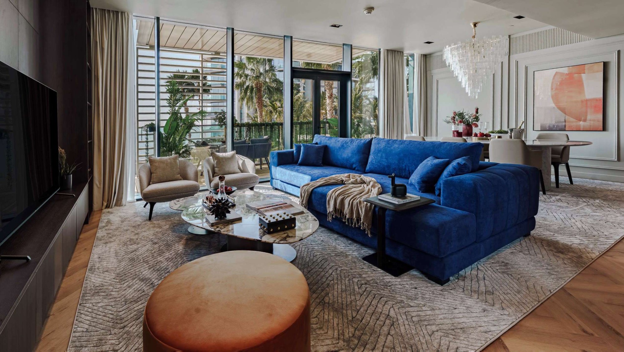Upgraded Bluewaters apartment living room